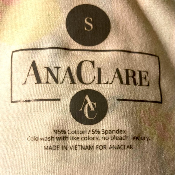 Ana Clare Seaside Resort Top in Turquoise, Fuschia, Corals & Lime. Size Small - Picture 3 of 3